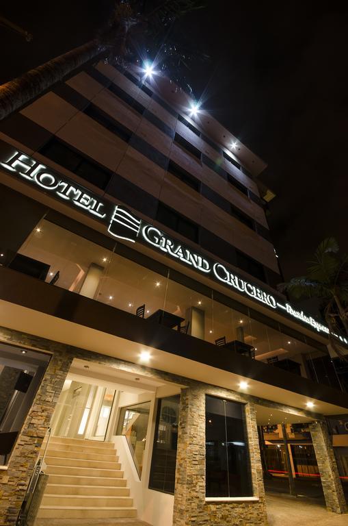 Bagu Grand Crucero Posadas Kültér fotó